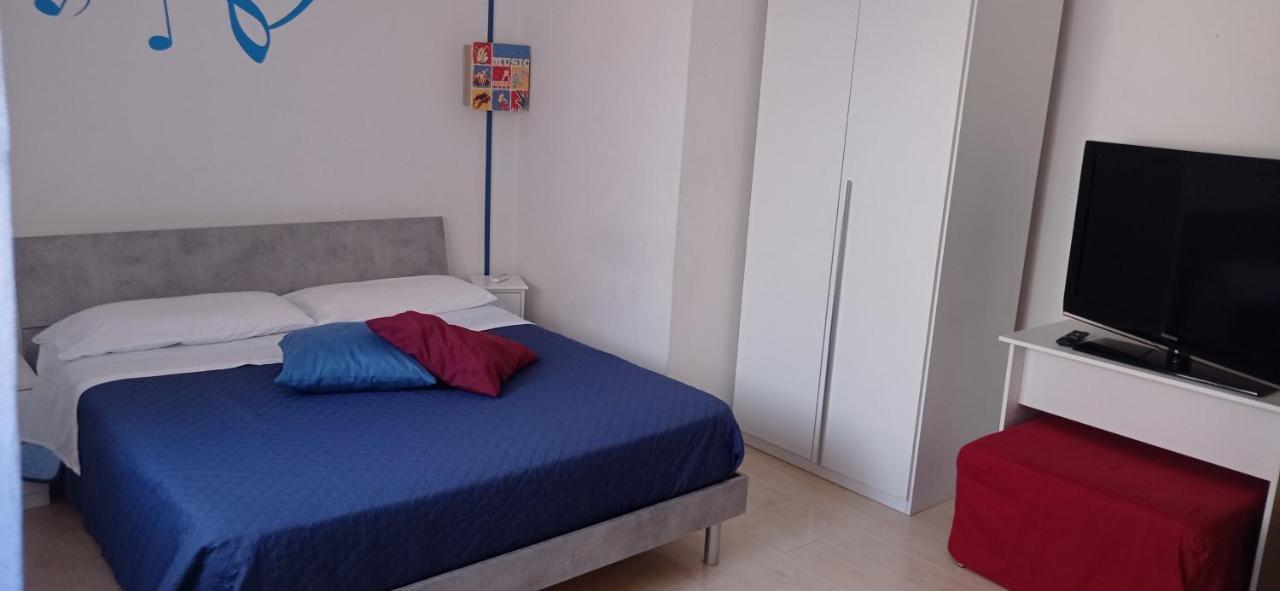 B&B Ale E Gio Piombino Luaran gambar